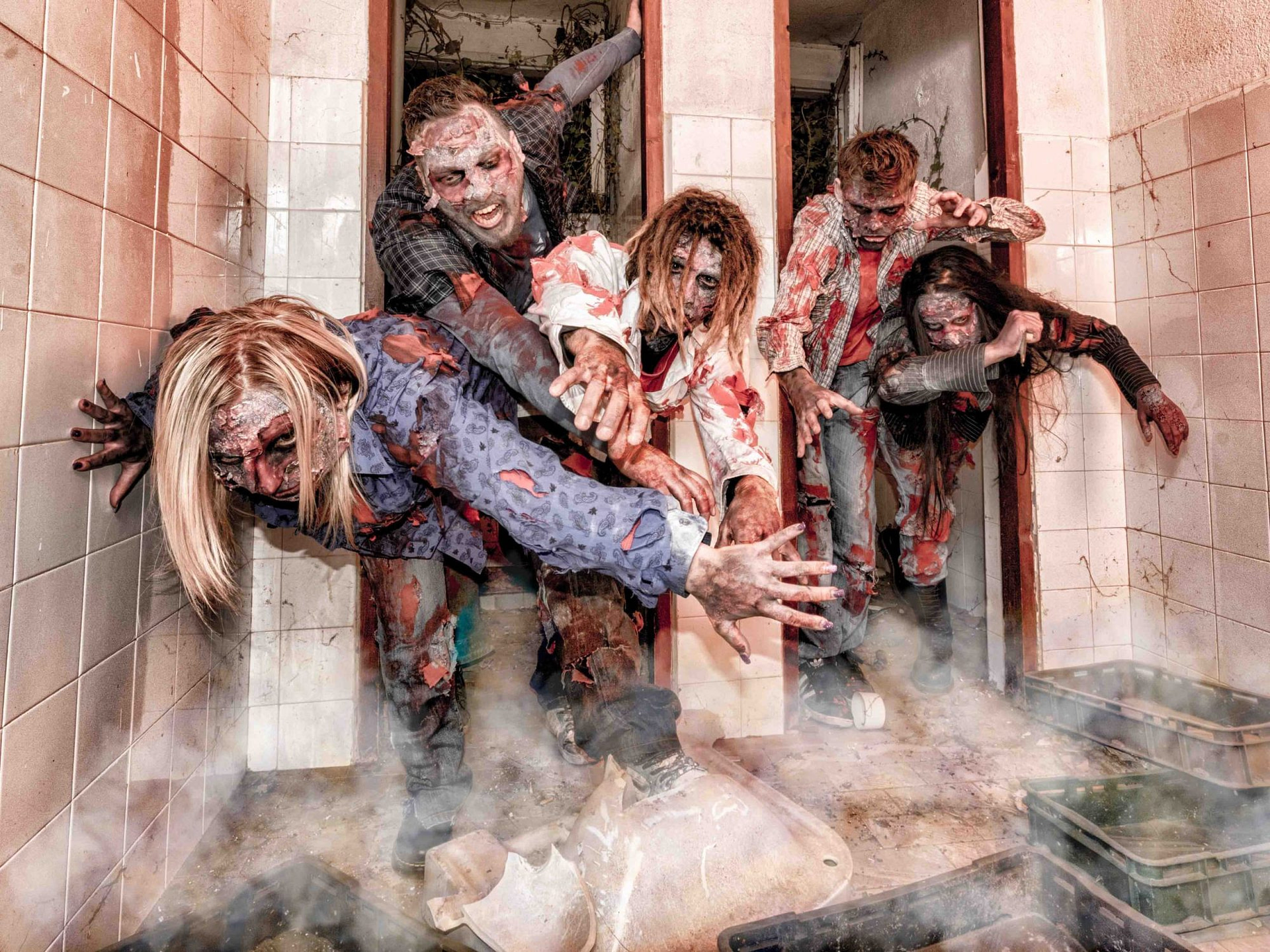 Zombie apocalipse photo shoot